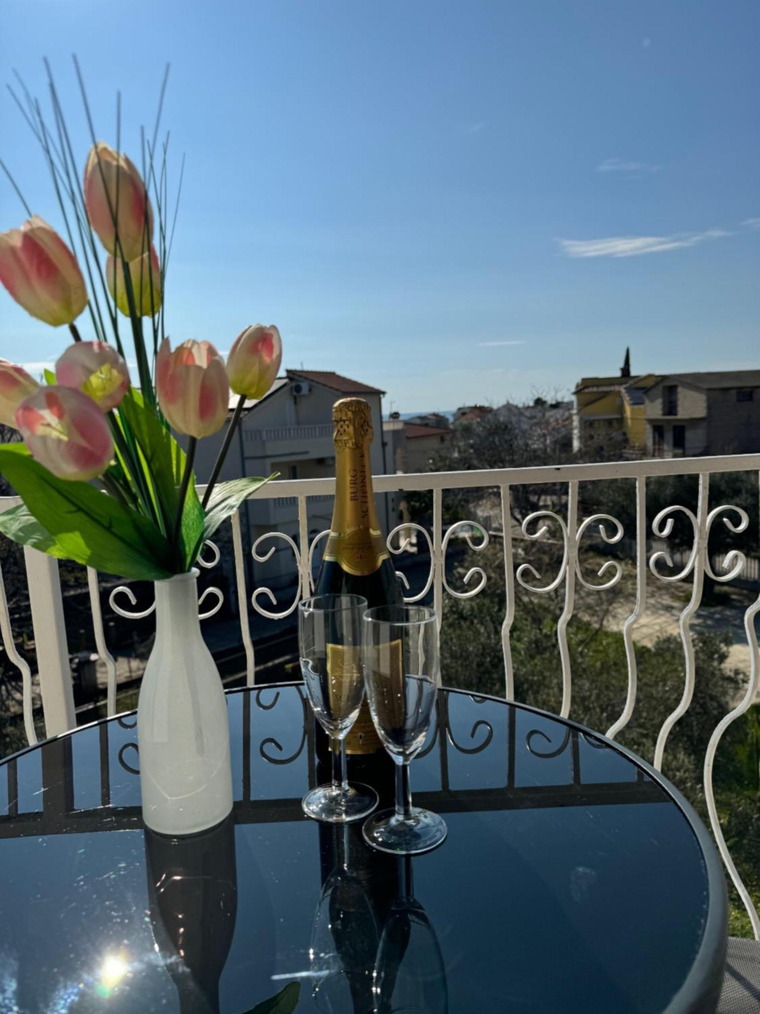 Apartments Triton Rogoznica  Kültér fotó